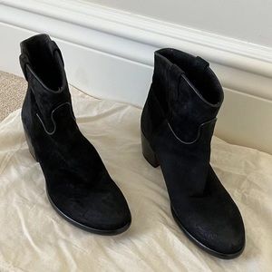 Principe Di Bologna Suede Boots